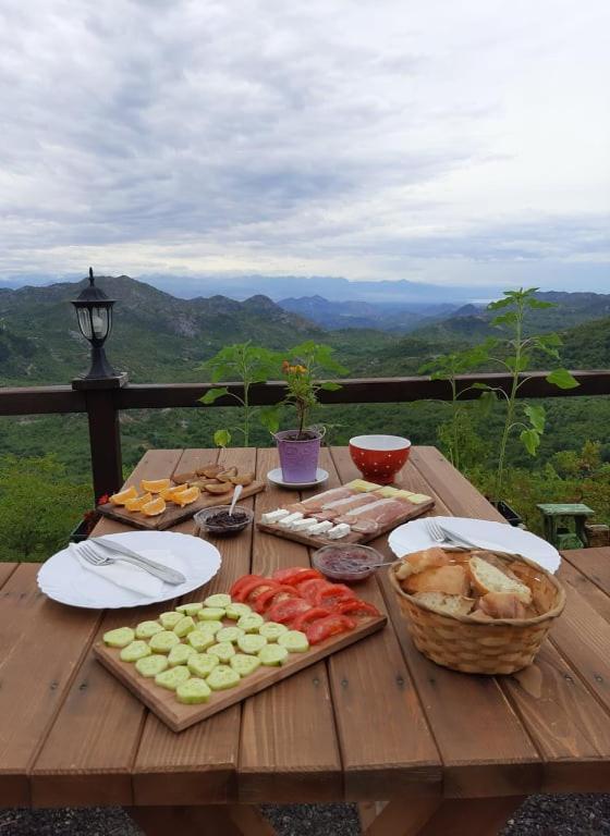 Hotel Camp Oaza,Lipa Cetinje Exteriér fotografie