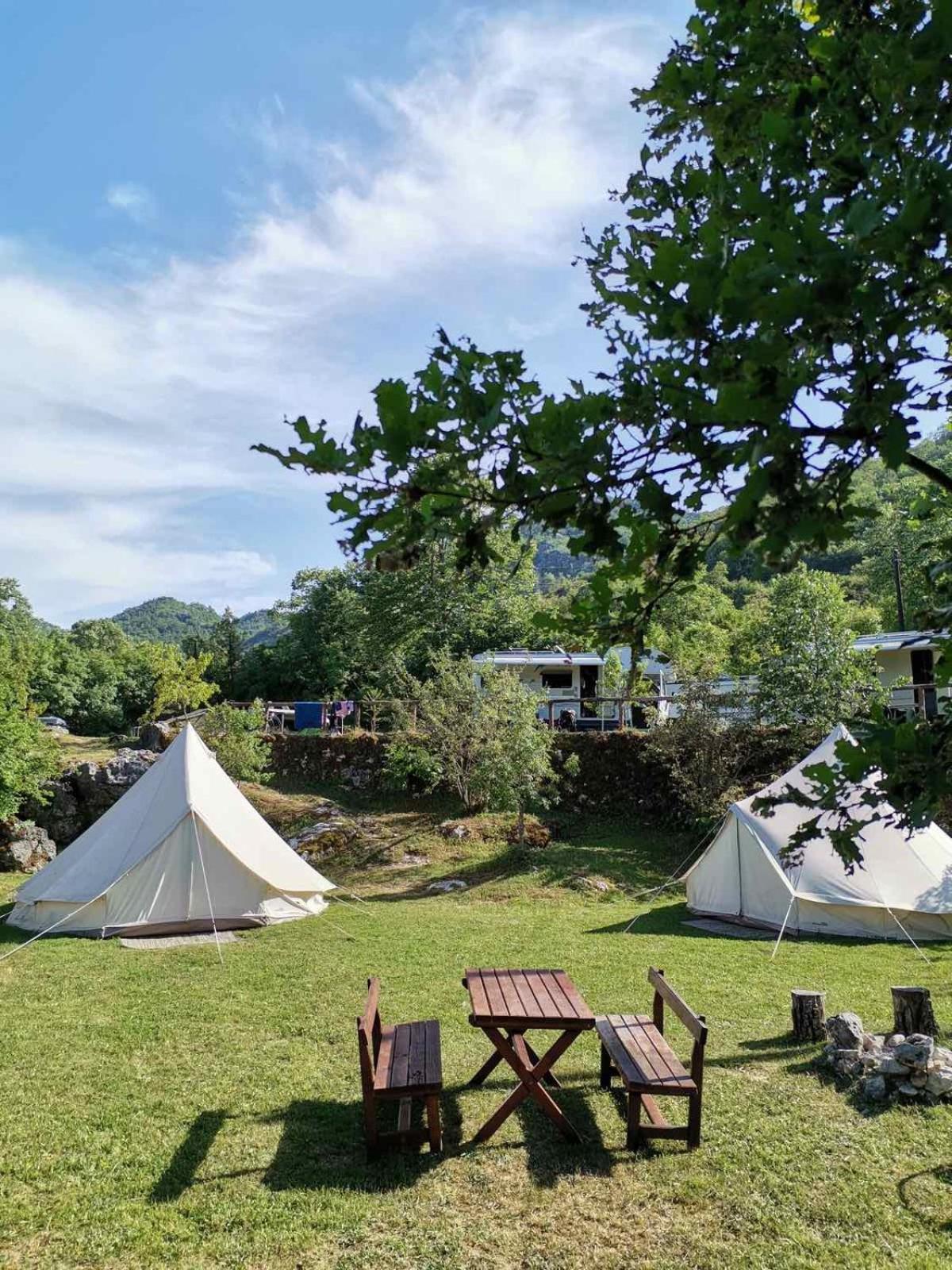 Hotel Camp Oaza,Lipa Cetinje Exteriér fotografie