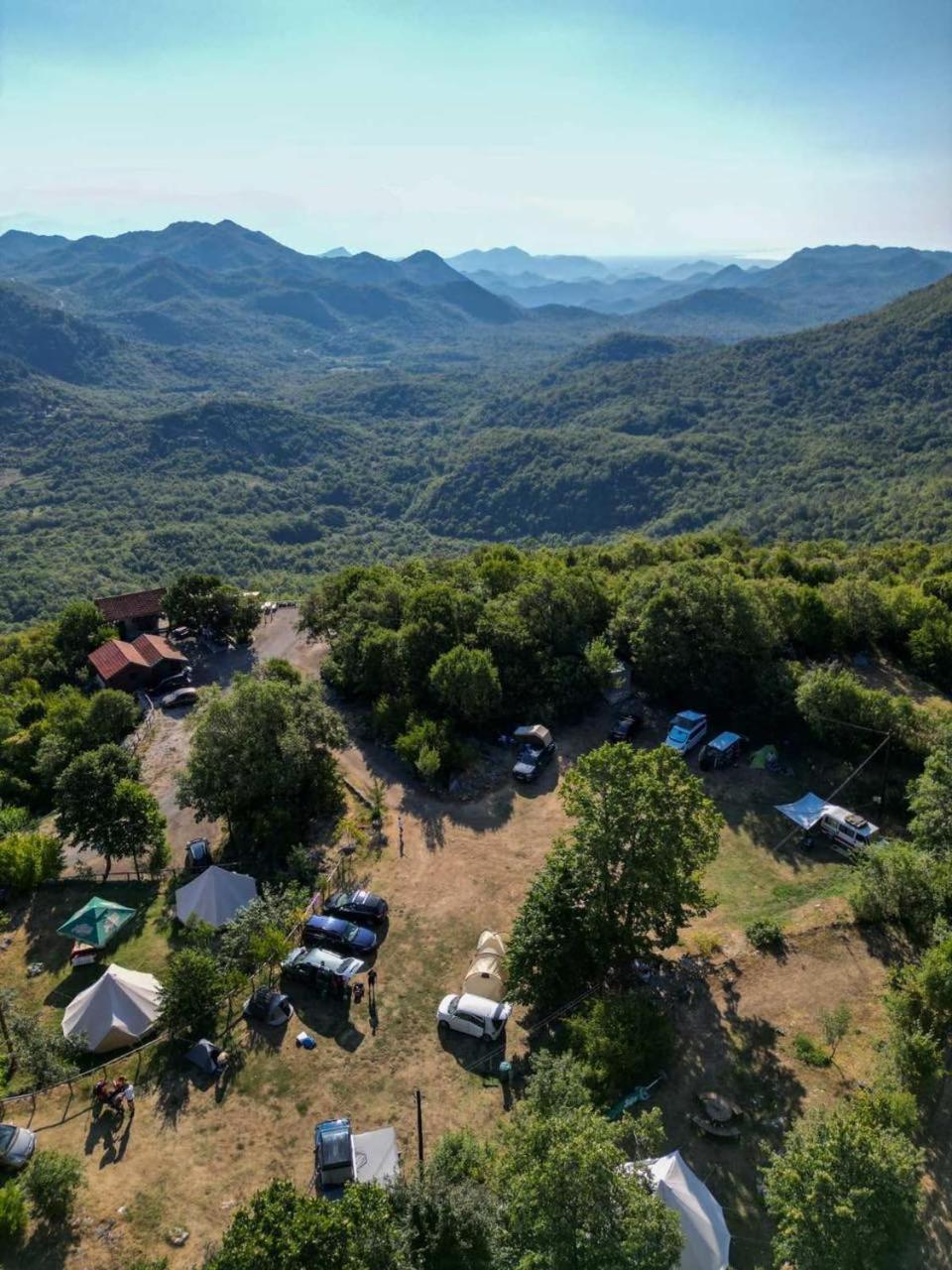 Hotel Camp Oaza,Lipa Cetinje Exteriér fotografie