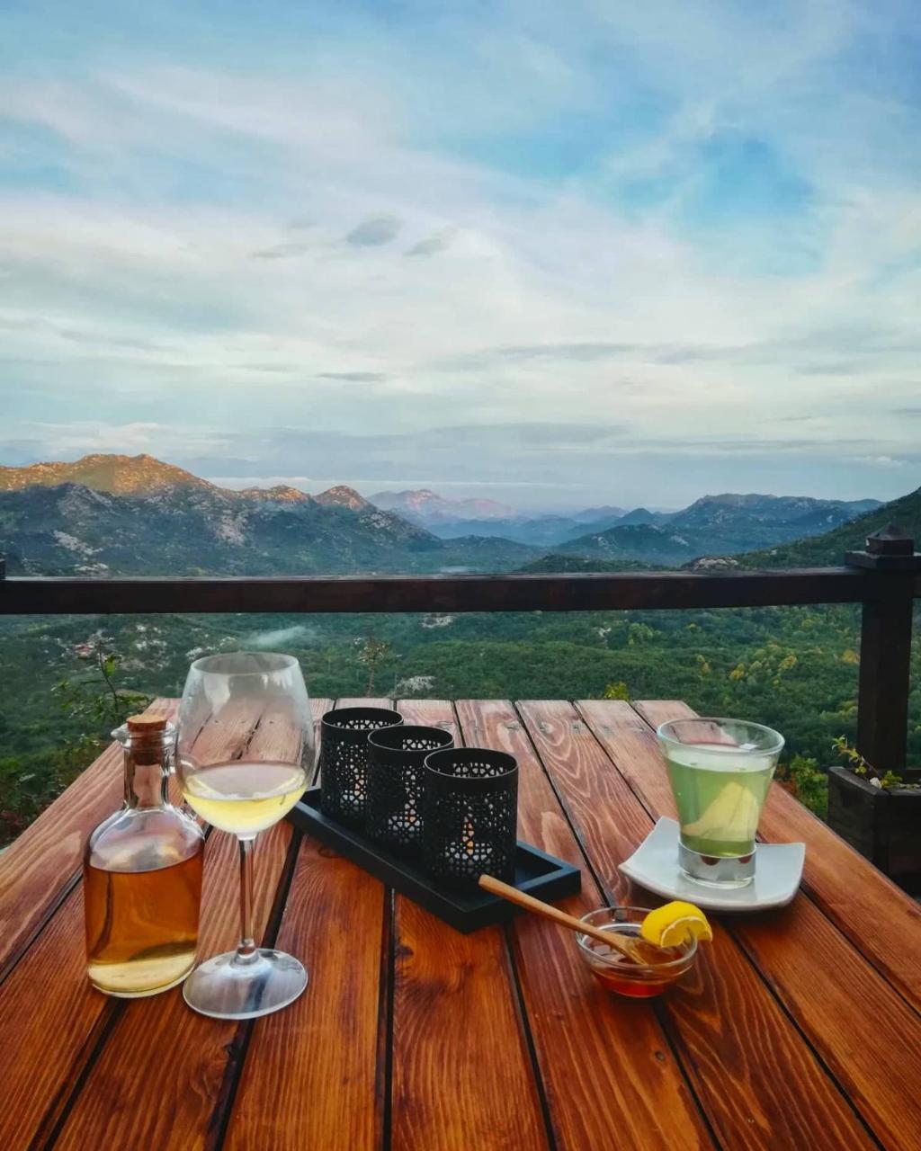 Hotel Camp Oaza,Lipa Cetinje Exteriér fotografie