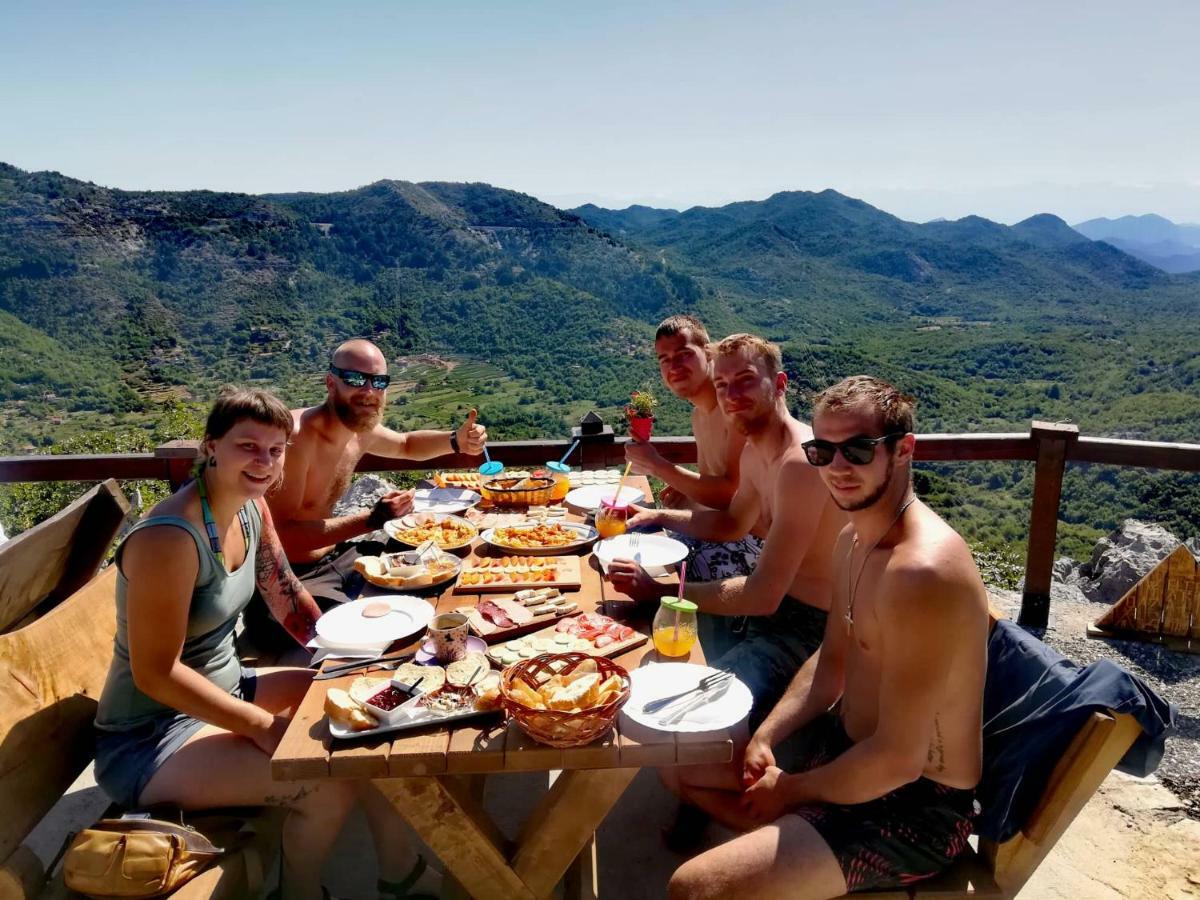 Hotel Camp Oaza,Lipa Cetinje Exteriér fotografie